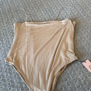 Micas beige bodysuit NWT